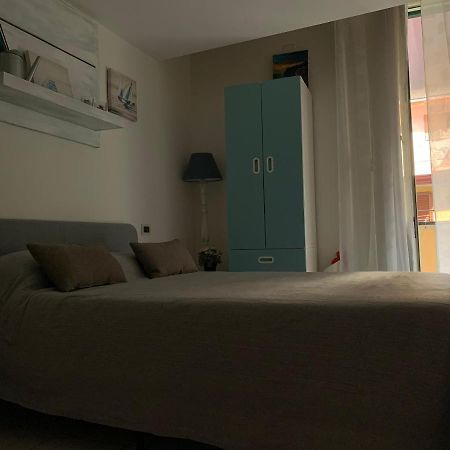 La Casa Di Hoby Apartment เนเปิลส์ ภายนอก รูปภาพ