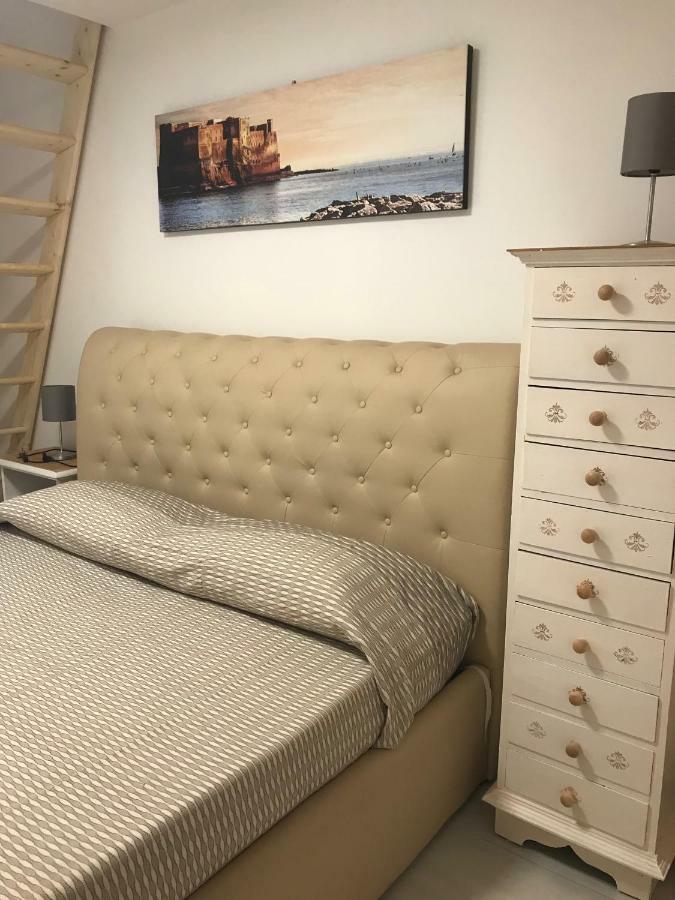La Casa Di Hoby Apartment เนเปิลส์ ภายนอก รูปภาพ